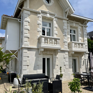 Maison 9 pièces 180 m²