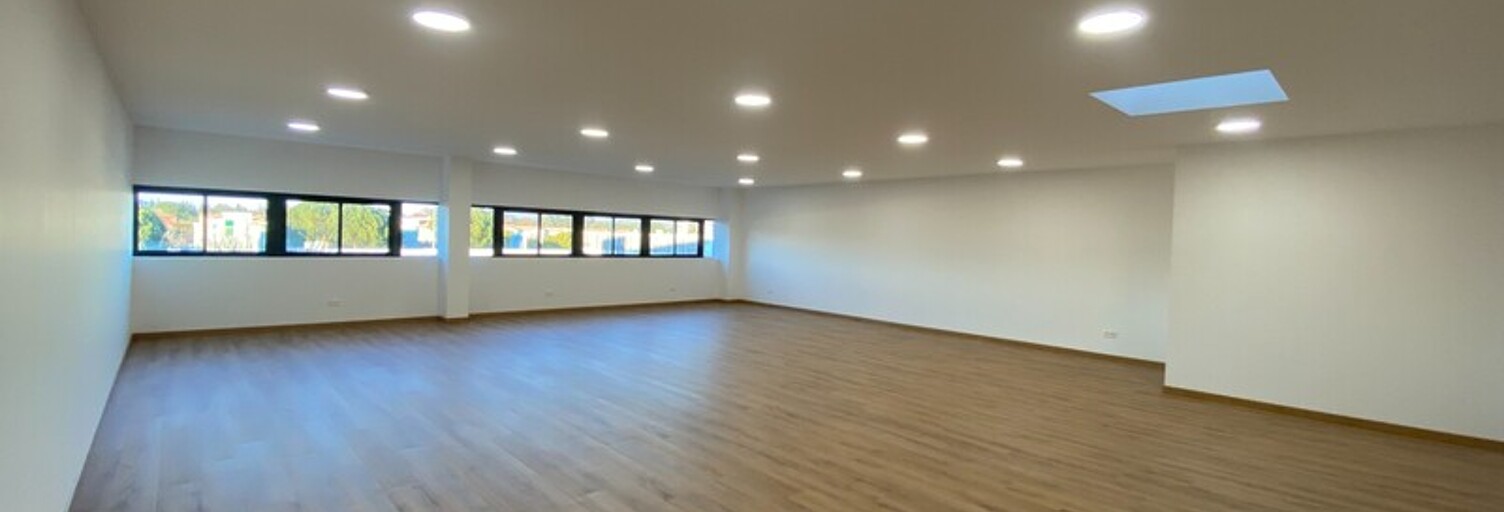 Commerce  126 m² à louer à Montélimar (26200)