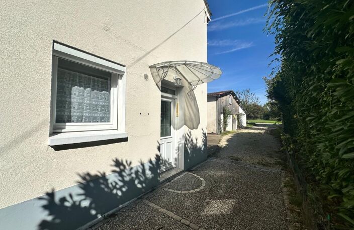 Maison 125 m²  à Saintes avec studio — photo 3