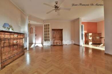 Appartement 3 pièces 258750 €