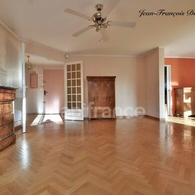 Appartement 3 pièces 258750 €