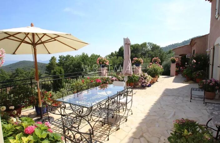 Villa avec vue panoramique  – Seillans — photo 3