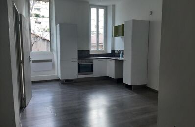 location appartement 680 € CC /mois à proximité de Marseille 16 (13016)