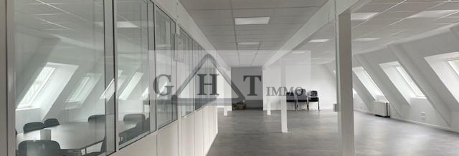 Local industriel  2425 m² à vendre à Morangis (91420)