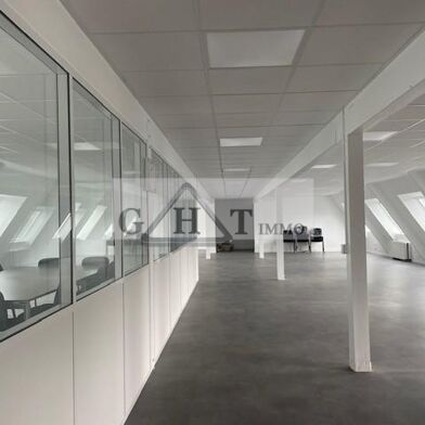 Local industriel  3180000 €