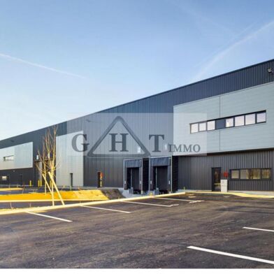 Local industriel  37082 €