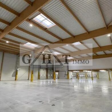 Local industriel  18541 €