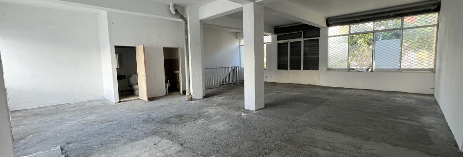 Commerce  200 m² à vendre à Saint-Denis (97400)