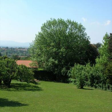 Terrain  600000 €