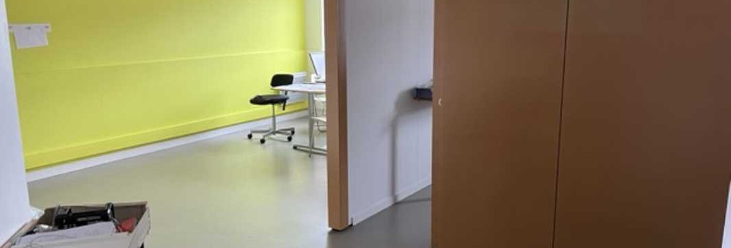 Bureau  90 m² à louer à Brest (29200)