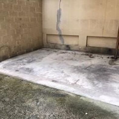 Garage  100 €