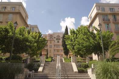 Appartement 2 pièces 573 €