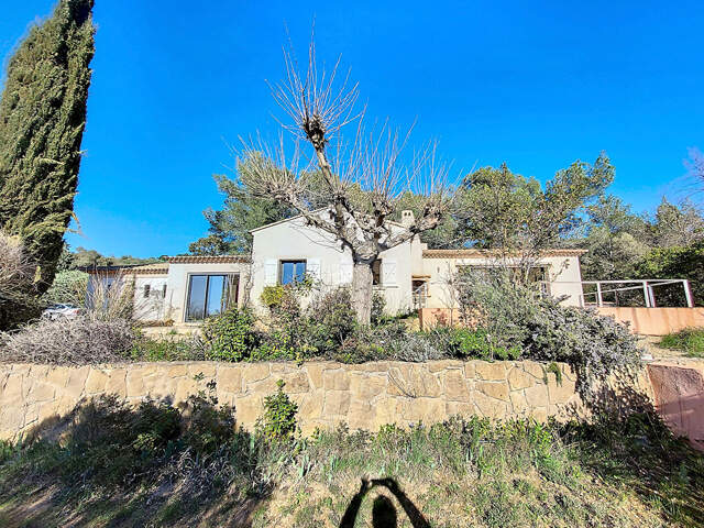 Le Castellet Maison  de 4 pièces de 113 m²  sur terrain de 15... — photo du bien