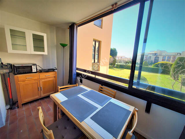 Six-fours La Couloulière appartement T2 de 25 m² et loggia de... — photo du bien