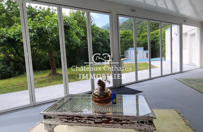 Villa rénovée de plain pied sur 1900 m² de terrain - Puilaure — photo 2