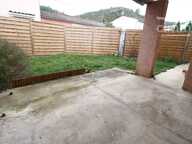 VENDU une villa avec un jardin clôturé et un garage — photo 2