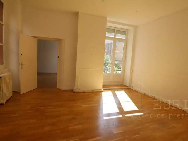 BUREAUX CARMES — photo du bien