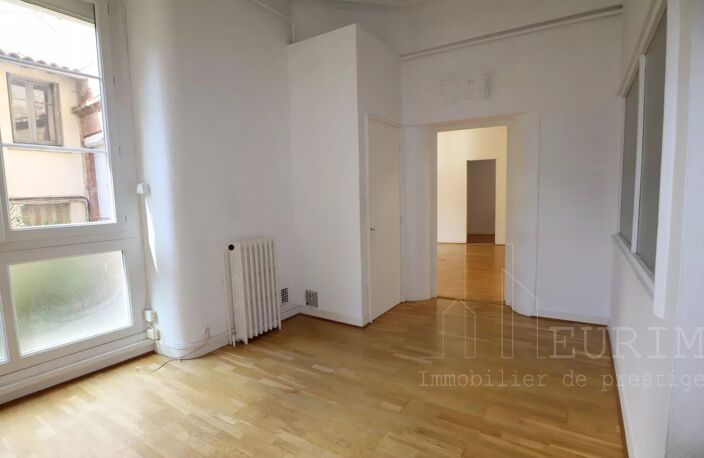 BUREAUX CARMES — photo 2