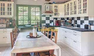 Maison 8 Pièces 175 m² à vendre à Viriville (38980)