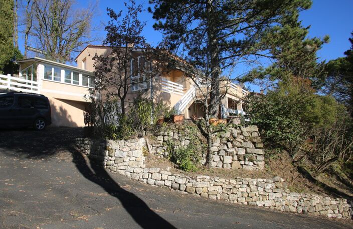 Villa avec Piscine — photo 2
