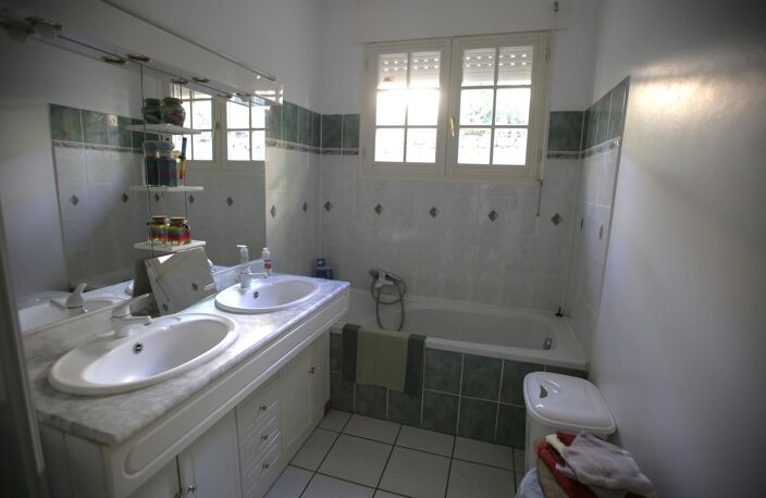 Villa avec Piscine — photo 5