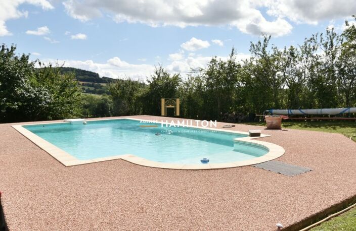 Villa — photo 3