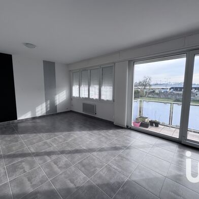 Appartement 5 pièces 146000 €