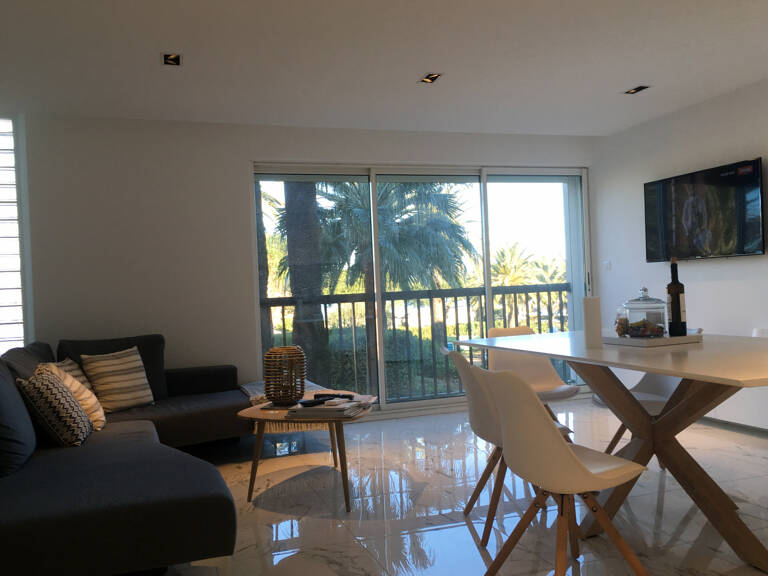 Appartement T3 à Saint-Tropez — photo 1