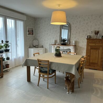 Appartement 5 pièces 160500 €