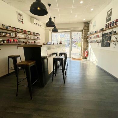 Commerce  157000 €