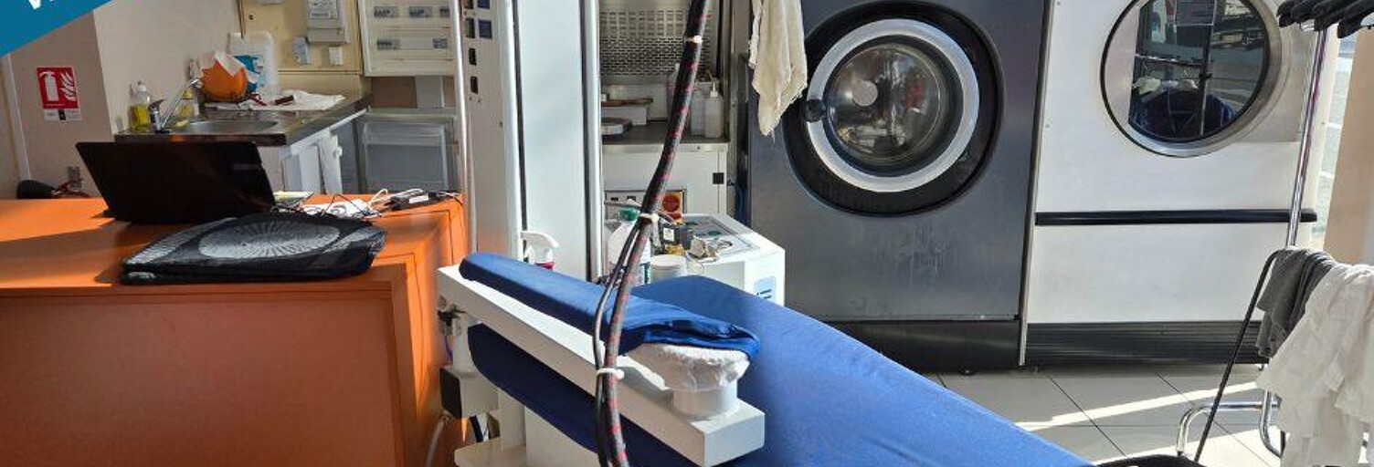 Commerce  42 m² à vendre à Sauveterre-de-Guyenne (33540)