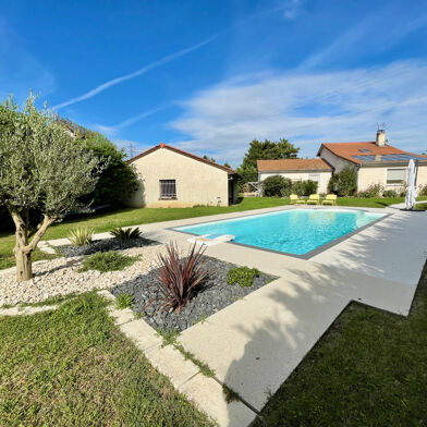 Maison 5 pièces 299000 €