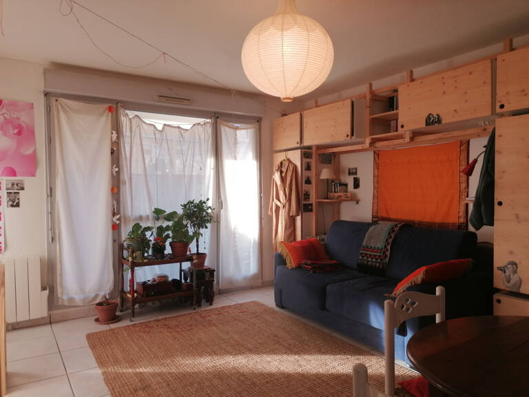 VALENCE T2 en rez de jardin + Garage — photo 1