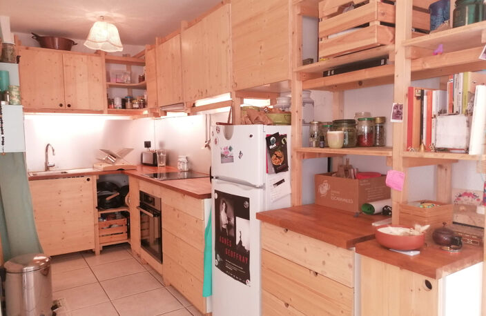 VALENCE T2 en rez de jardin + Garage — photo 4