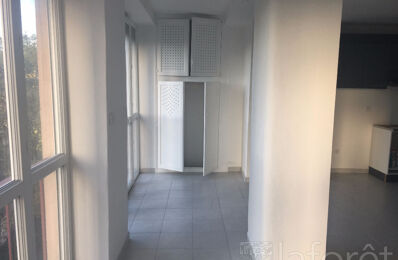 location appartement 700 € CC /mois à proximité de Saze (30650)