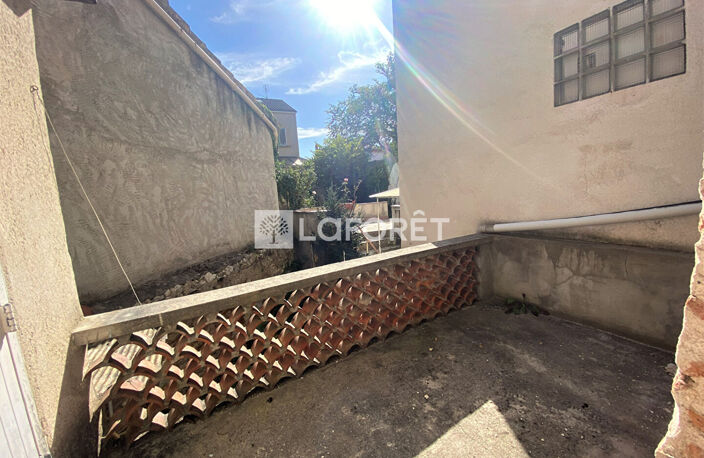 A LOUER Local professionnel AGEN JAYAN 48m² — photo 4