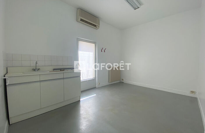 A LOUER Local professionnel AGEN JAYAN 48m² — photo 5