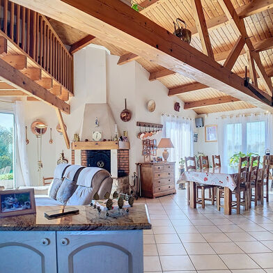 Maison 5 pièces 349900 €