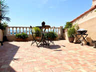 CANNES HYPER CENTRE PENTHOUSE T4 DE 210M2 TERRASSE 30M2 VUE — photo 4