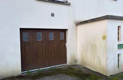 Garage à vendre — photo du bien