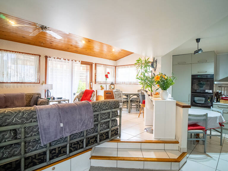 Ensemble immobilier 270 m² Fontaine — photo 1