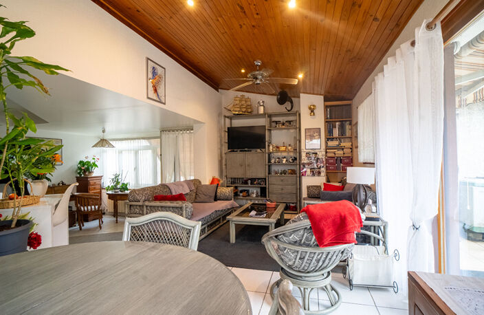 Ensemble immobilier 270 m² Fontaine — photo 2