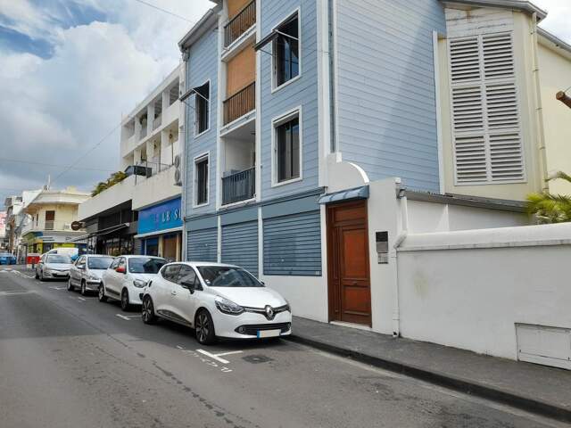 Bureaux de 108 m² en ville — photo du bien