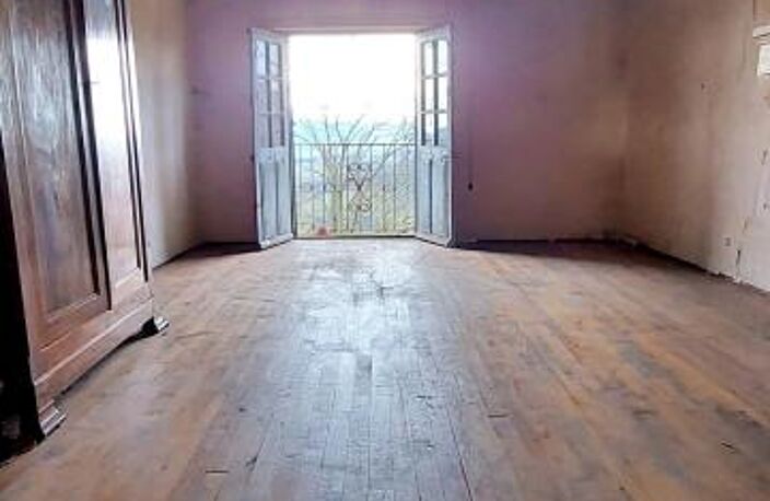 Maison en pierre à rénover Riverie de 150 m² — photo 4