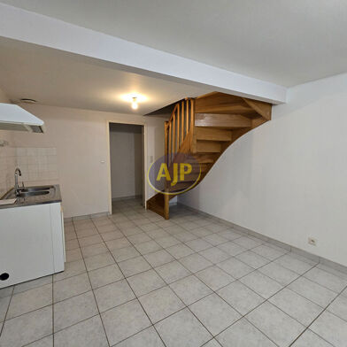 Maison 2 pièces 80780 €