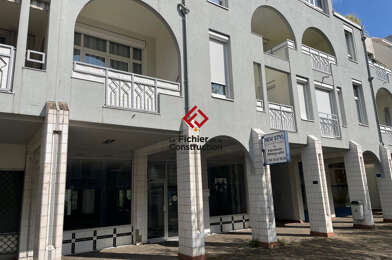 Commerce 2 pièces 667 €