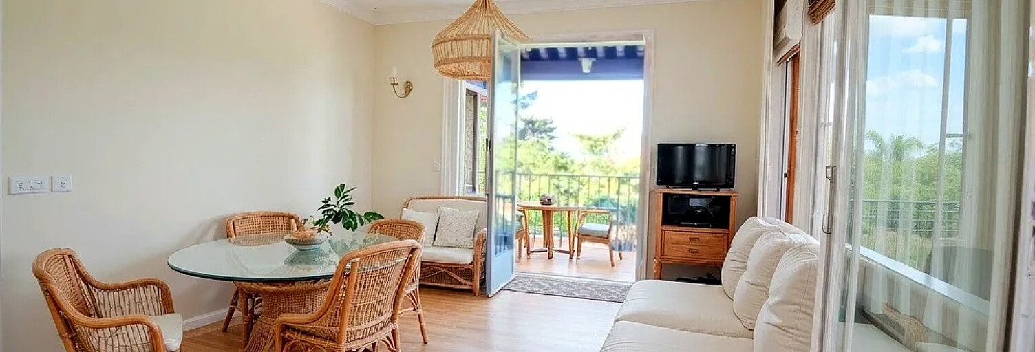 Appartement 1 Pièce 23 m² à vendre à Saint-Cyr-sur-Mer (83270)