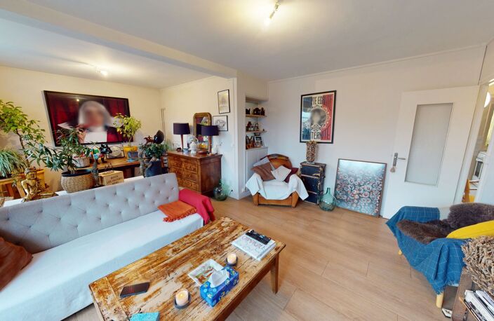APPARTEMENT DE TYPE 4 AVEC BALCON - 10 MIN A PIEDS DU BOULINGRIN — photo 2