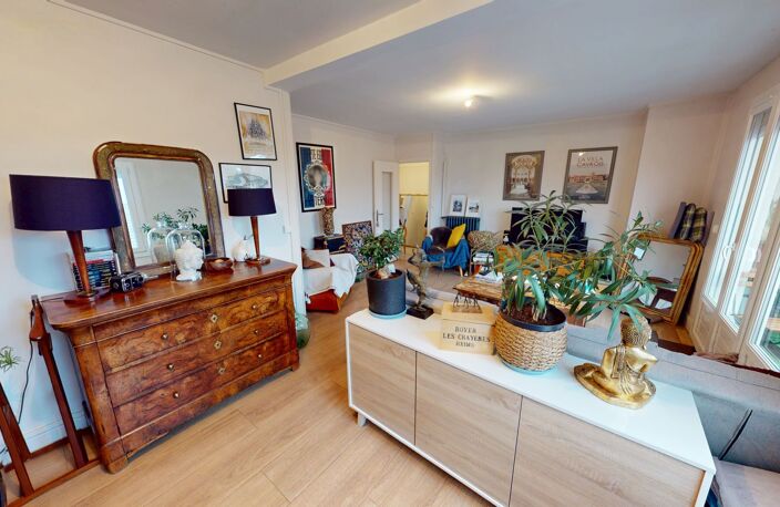 APPARTEMENT DE TYPE 4 AVEC BALCON - 10 MIN A PIEDS DU BOULINGRIN — photo 3
