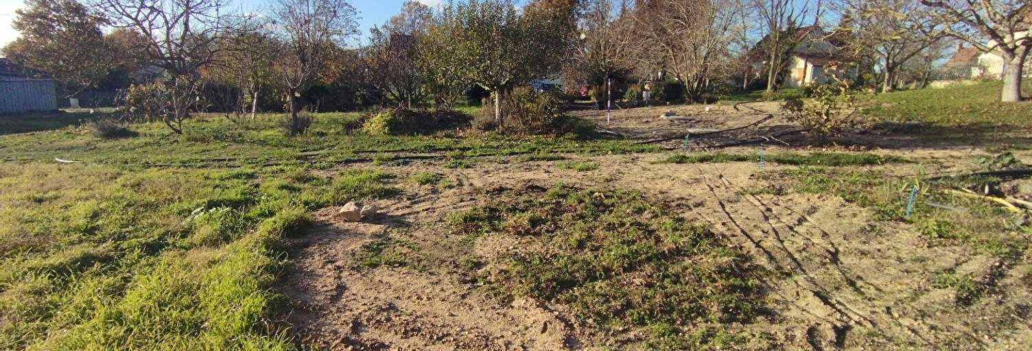 Terrain  672 m² à vendre à Montlouis-sur-Loire (37270)